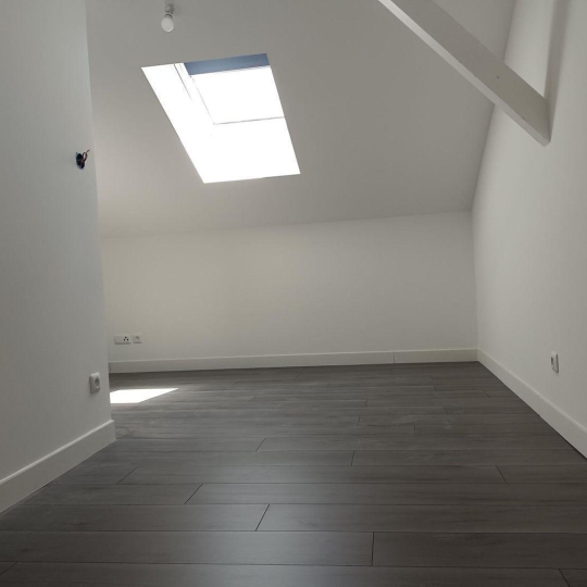  NL IMMOBILIER - UN VIAGER : Apartment | MEXIMIEUX (01800) | 47 m2 | 823 € 