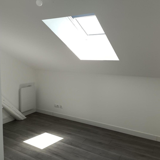 NL IMMOBILIER - UN VIAGER : Apartment | MEXIMIEUX (01800) | 47 m2 | 823 € 