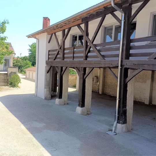  NL IMMOBILIER - UN VIAGER : Apartment | MEXIMIEUX (01800) | 64 m2 | 880 € 