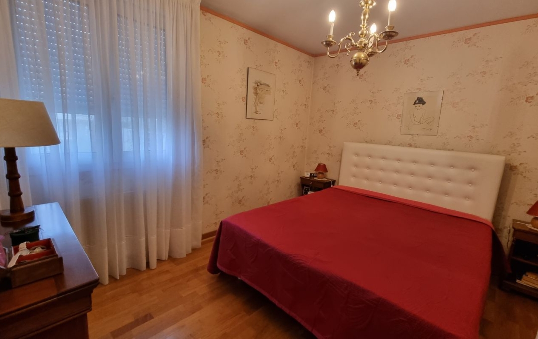 NL IMMOBILIER - UN VIAGER : Appartement | LYON (69005) | 88 m2 | 114 500 € 