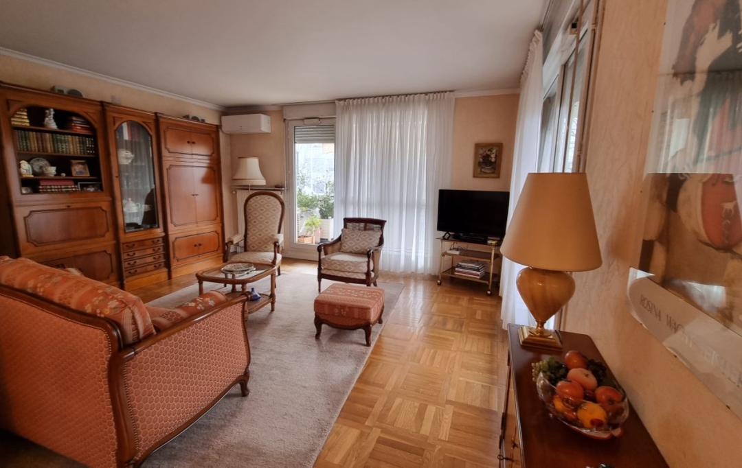 NL IMMOBILIER - UN VIAGER : Appartement | LYON (69005) | 88 m2 | 114 500 € 