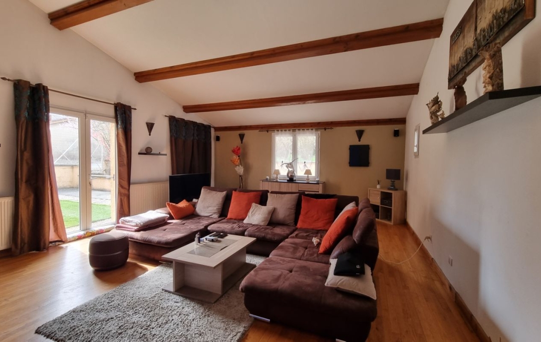 NL IMMOBILIER - UN VIAGER : House | CHATILLON-LA-PALUD (01320) | 340 m2 | 439 000 € 