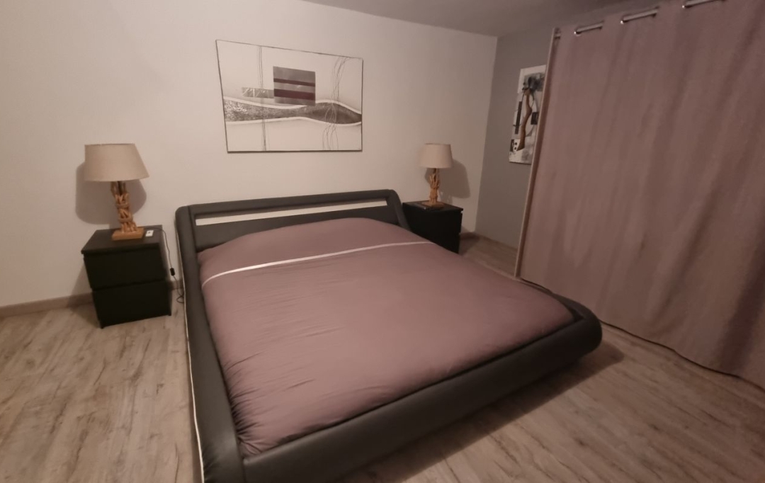 NL IMMOBILIER - UN VIAGER : House | CHATILLON-LA-PALUD (01320) | 340 m2 | 439 000 € 