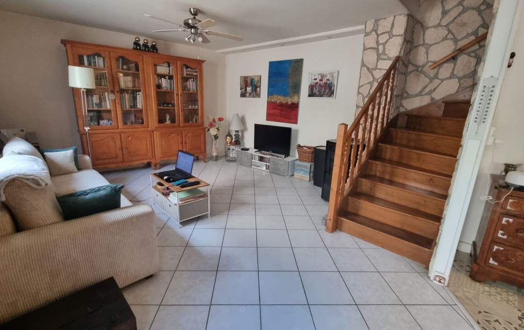 NL IMMOBILIER - UN VIAGER : House | SOUCLIN (01150) | 79 m2 | 60 250 € 