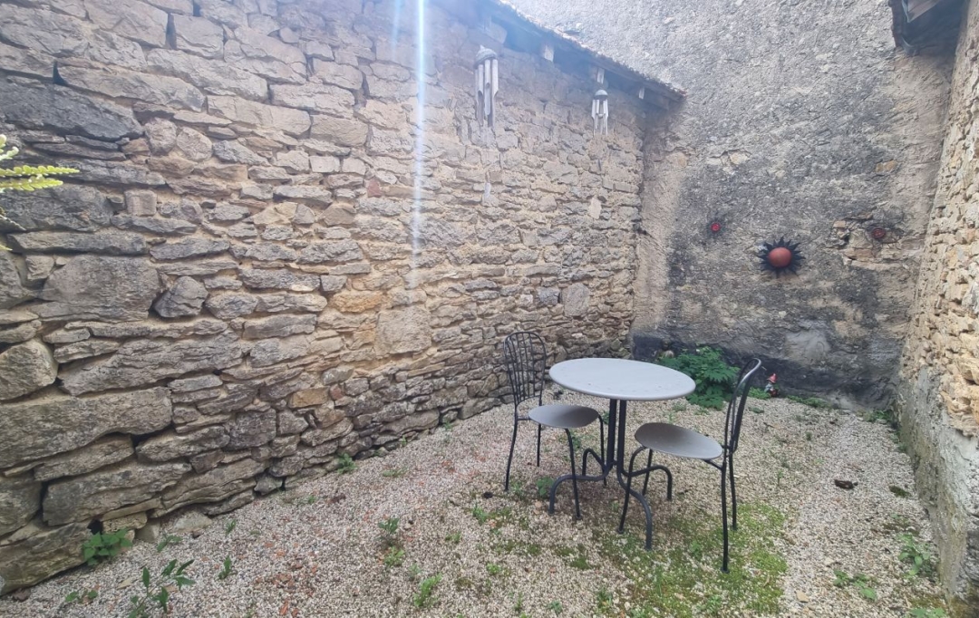 NL IMMOBILIER - UN VIAGER : House | SOUCLIN (01150) | 79 m2 | 60 250 € 