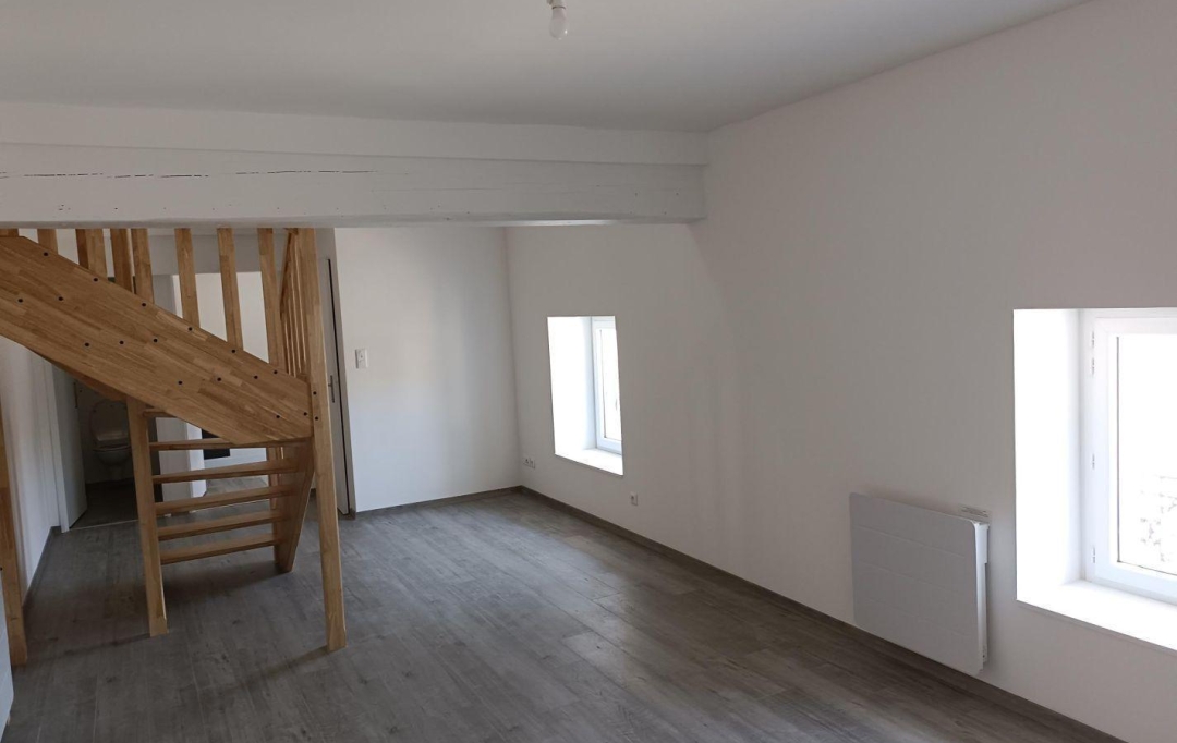 NL IMMOBILIER - UN VIAGER : Apartment | MEXIMIEUX (01800) | 47 m2 | 823 € 