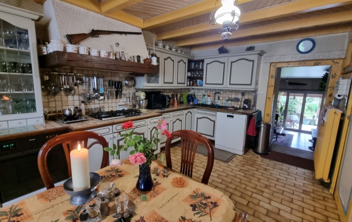  NL IMMOBILIER - UN VIAGER Maison / Villa | VILLEMOTIER (01270) | 180 m2 | 55 825 € 