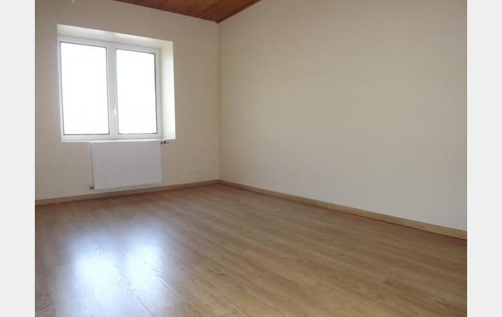 Annonces BUGEY : Appartement | SAINT-JEAN-DE-NIOST (01800) | 63 m2 | 620 € 